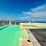 Great Sunsets & Sea Views, Near Beach&Downtown