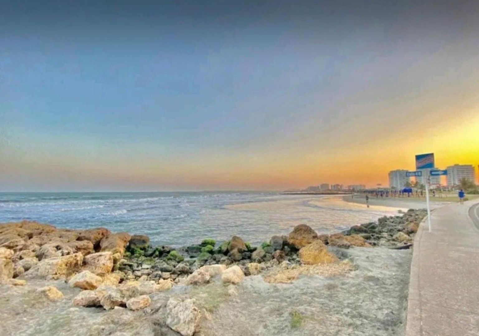 Great Sunsets & Sea Views, Near Beach&downtown Apartment *
