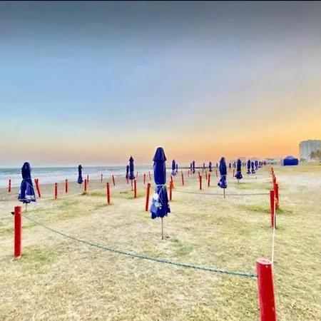 Great Sunsets & Sea Views, Near Beach&downtown Apartamento