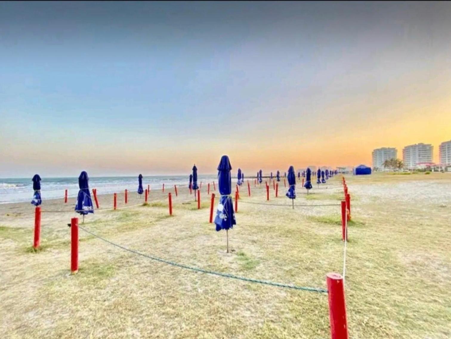 Great Sunsets & Sea Views, Near Beach&downtown Apartamento