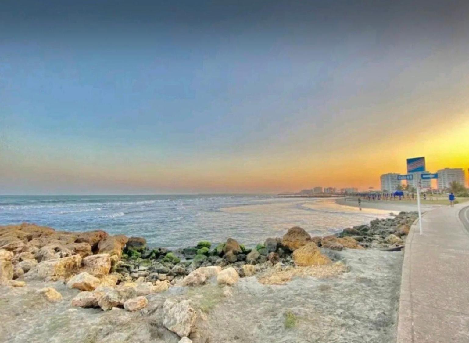 Great Sunsets & Sea Views, Near Beach&downtown Apartamento *
