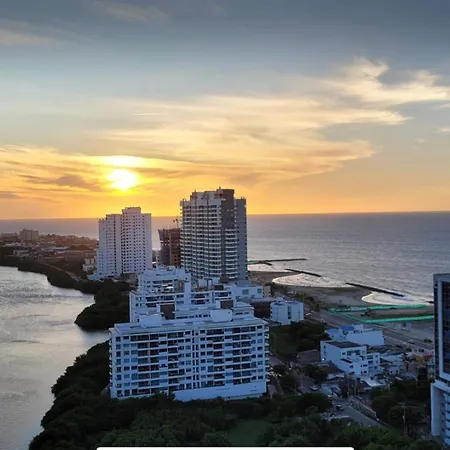 Apartment Great Sunsets & Sea Views, Near Beach&downtown